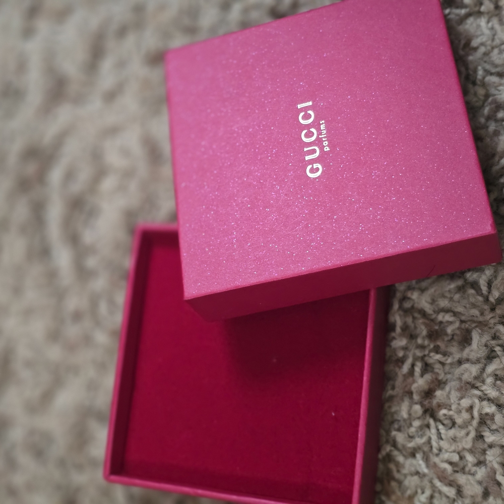 Gucci Gold Compact Mirror - Picture 5 of 6